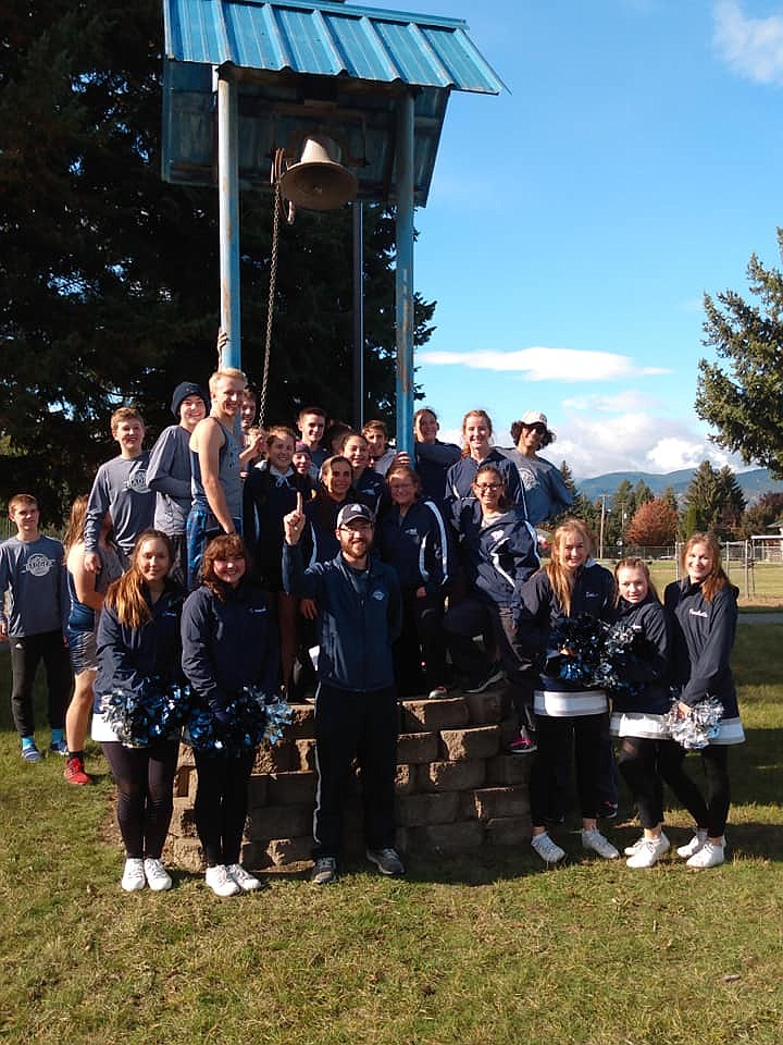 Photo by ANDRIA HEDRICK
The team got to ring the victory bell.