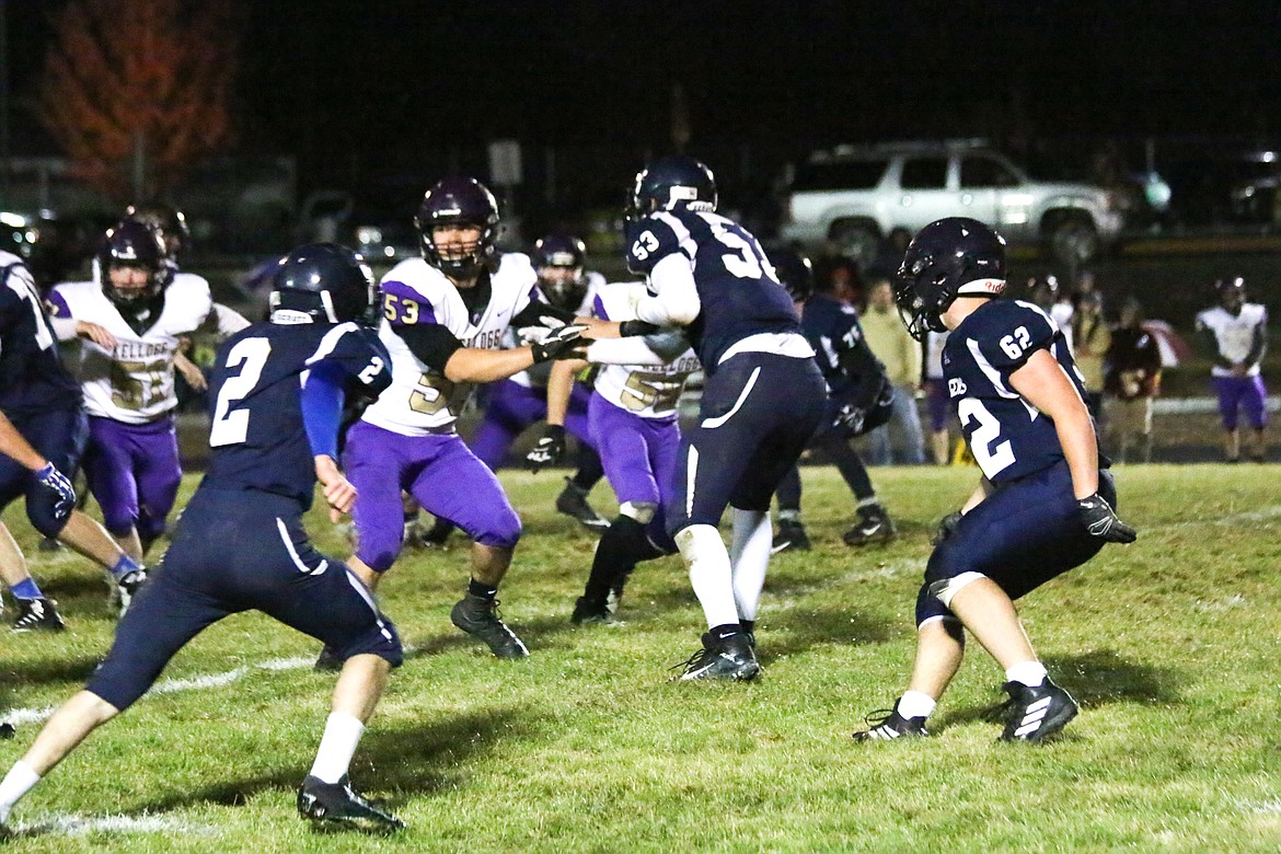 Photo by MANDI BATEMAN
The Badgers battles the visiting Wildcats last Friday.