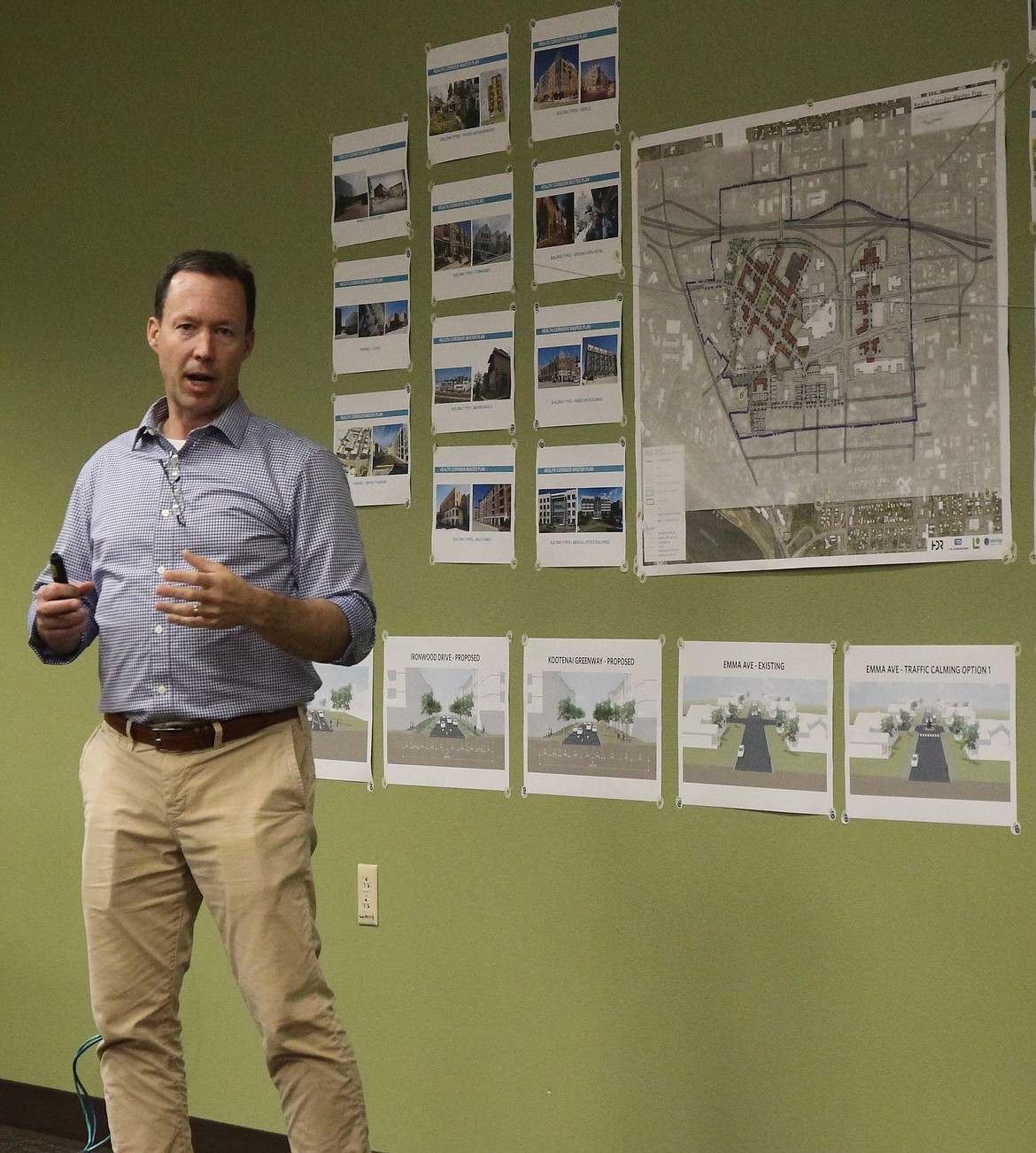 CRAIG NORTHRUP/Press
Doug Bisson of HDR explains the traffic grid he and his team designed after a series of public workshops for the potential Health Corridor. The consulting firm incorporated input generated by the workshops, surveys and testimonials from the community.