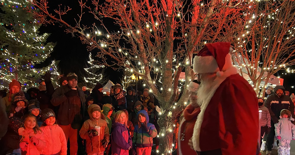 Tree lighting ceremony Friday