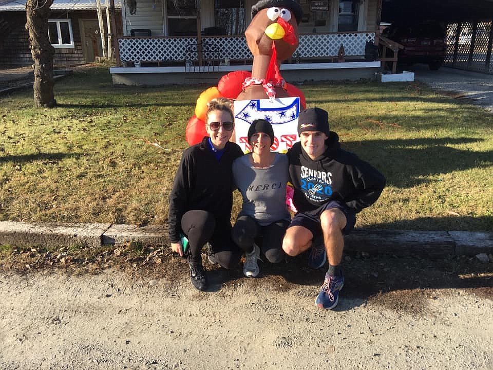 COURTESY PHOTO
Shelbi Hunt, Ellen Smith, Hunter Smith enjoying Thanksgiving together this year.