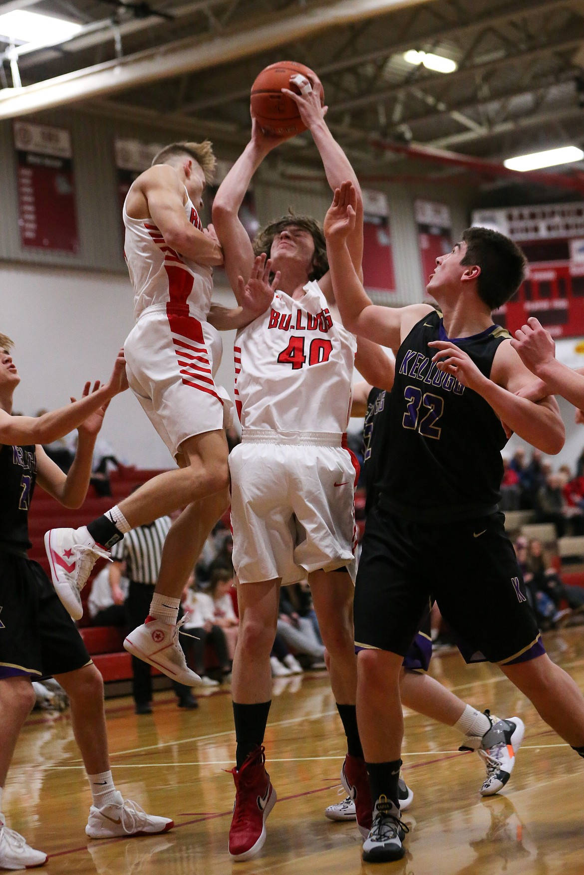 (Photo courtesy of JASON DUCHOW PHOTOGRAPHY)
Senior Donnie Moore goes up for a rebound during the game Saturday at Les Rogers Court.