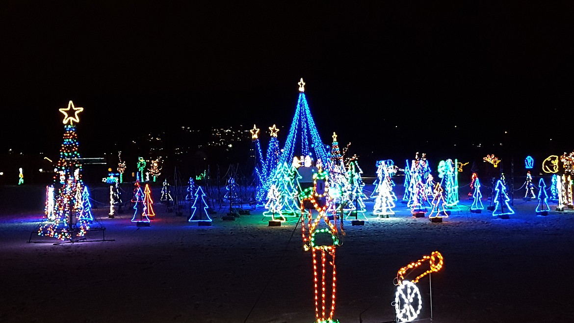 Photos by TYLER WILSON
The Winter Glow Spectacular at Orchard Park in Liberty Lake.