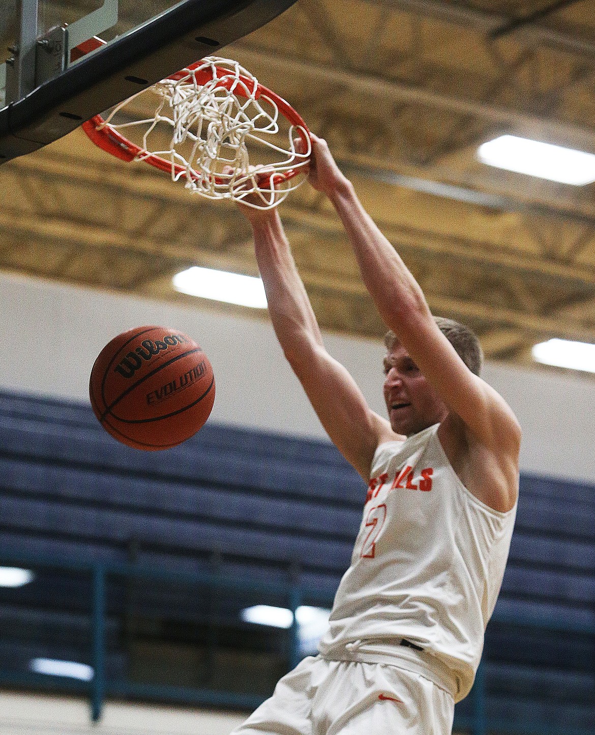 Post Falls&#146; Colby Gennett dunks in a Lake City Invitational game against Rogers of Puyallup, Wash., on Thursday.