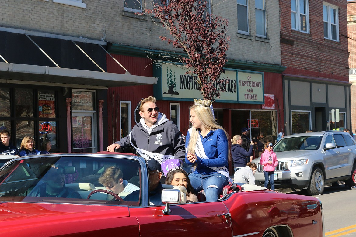 Photo by MANDI BATEMAN
2019 Homecoming King, Ben Tompkins, and Queen, Kae Hilliard-Dodge, during the Homecoming parade on Oct. 11.