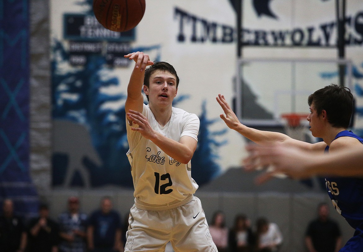 Lake City&#146;s Seth Hanson passes the ball to a teammate during Friday night&#146;s Fight for the Fish game against Coeur d&#146;Alene.