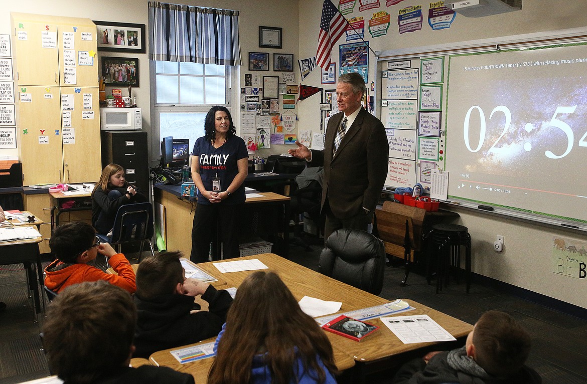 LOREN BENOIT/Press
Idaho Gov. Brad Little speaks to Kim Youngman&#146;s fifth-grade class Friday at Winton Elementary School.