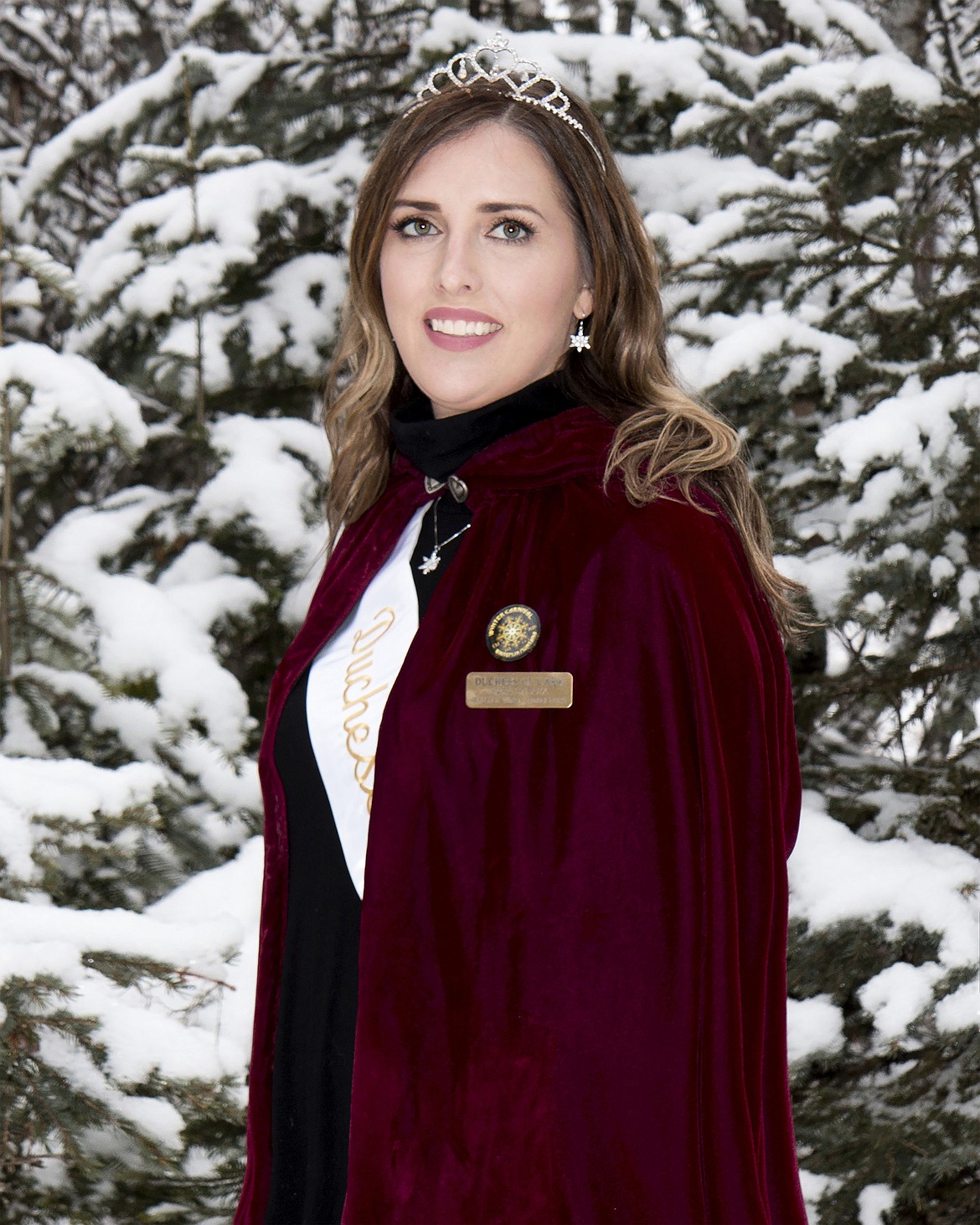 Sara Straka is crowned Duchess of Lark. (Photo by Jill Courtney)