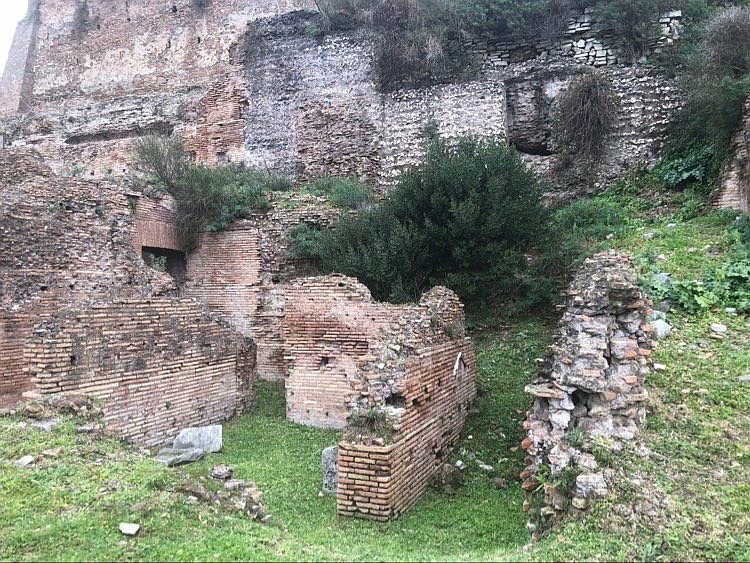 Palatine Hill ruins.