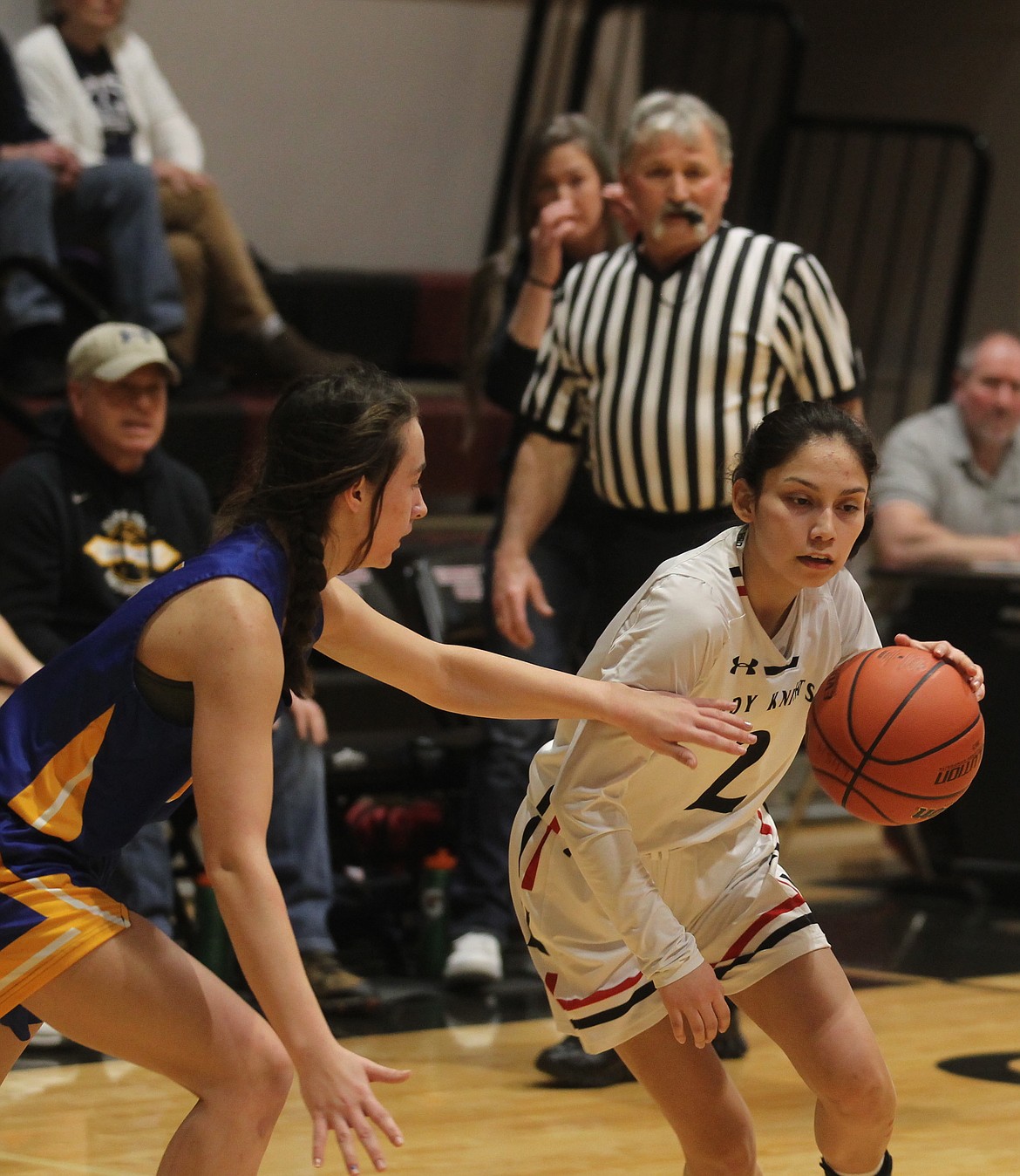 JASON ELLIOTT/Press
Lakeside sophomore Jolissa Holt drives past Clark Fork&#146;s Sarah Hathaway in the first quarter of Thursday&#146;s 1A Division II District 1 championship game at Rolly Williams Court in Coeur d&#146;Alene.