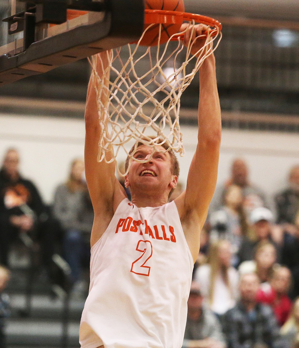 Post Falls&#146; Colby Gennett dunks the ball during the 5A Region 1 title game.