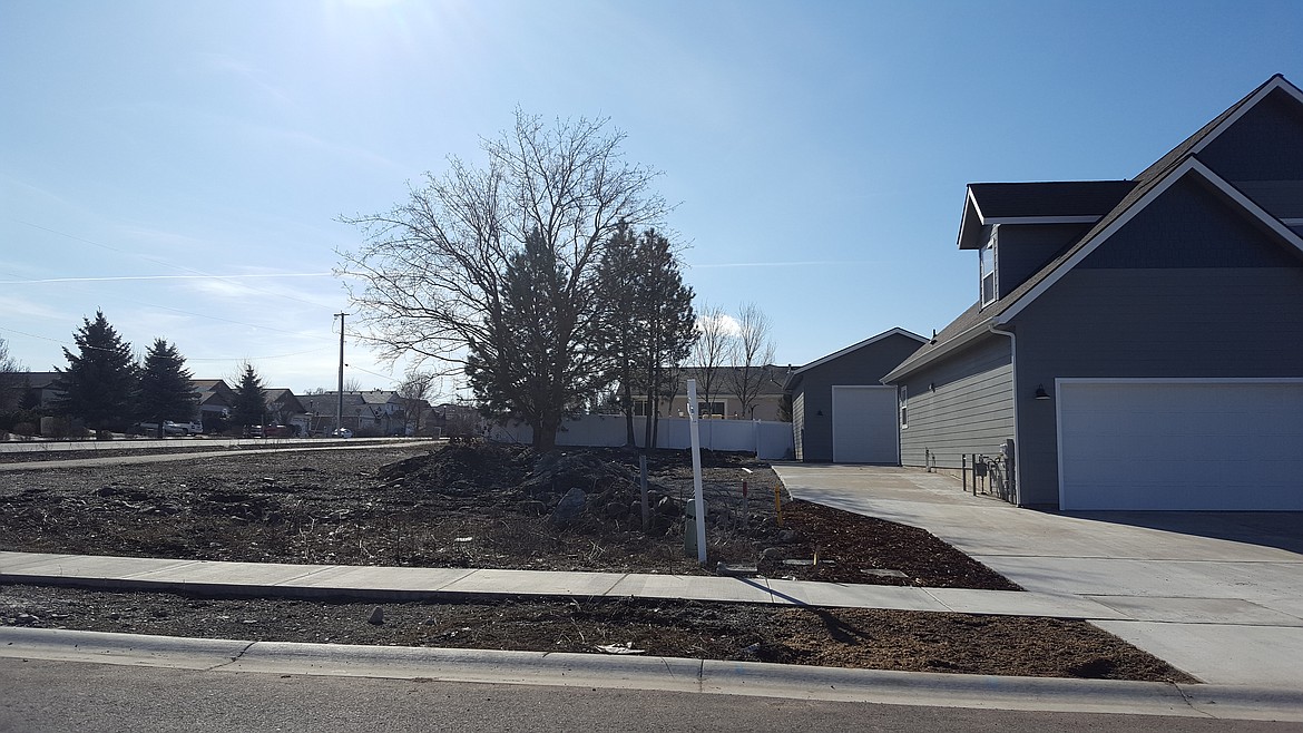 New construction off Spokane Street near the Prairie Falls Golf Course.