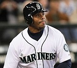 Griffey, a favorite son of Pacific Northwest, awaits Hall