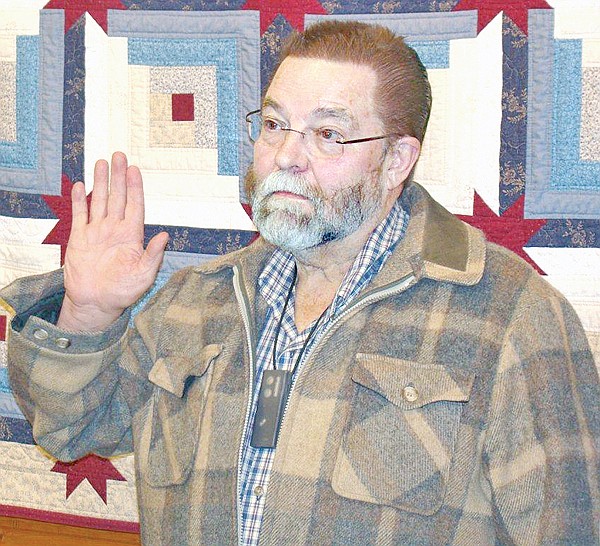 <p>Joe Arts, a retired teacher, was sworn in Monday, Jan. 2.</p>
