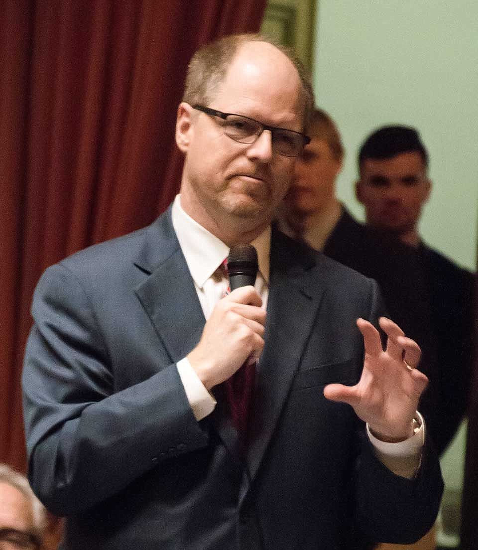 House Minority Leader Dan Kristiansen, R-Snohomish speaks Monday during the first day of session.