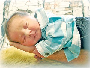 <p>Name of Infant: Maverick Grotjohn Date of Birth: 12-23-2014 Time of Birth: 06:36am Weight: 6 lbs 9 oz Height: 19 1/2 inches Name of Parent(s): Nicholas and Erin Grotjohn Delivering Doctor: Dr. Jana Hal</p>