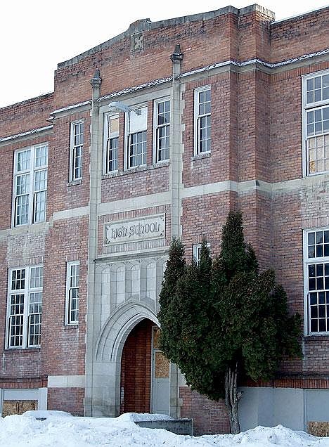 Spokane developer ConoverBond has abandoned a proposal to buy and renovate the old school building at the corner of Mineral Avenue and Lincoln Boulevard. A Kalispell developer may be interested in the project, however.