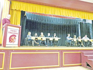 &lt;p&gt;Troy High School&#146;s counselor Kelly Palmer introduces the panel of recent Troy graduates at the college student fair for junior high students Jan. 4.&lt;/p&gt;