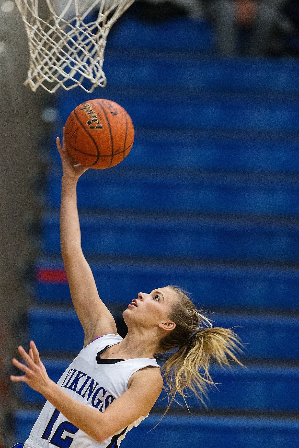 &lt;p&gt;SHAWN GUST/Press&lt;/p&gt;&lt;p&gt;Coeur d&#146;Alene&#146;s Emily Callahan puts up a score during a fourth-quarter breakaway.&lt;/p&gt;