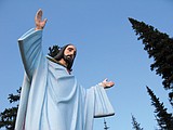 Atheist group appeals Jesus statue ruling