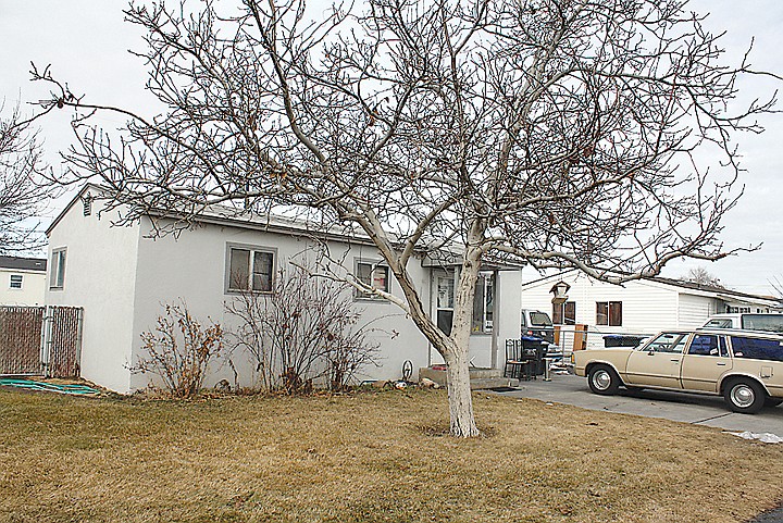 Police raid alleged Moses Lake drug house | Hagadone News Network