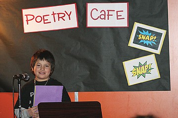 Poetry Caf&eacute;