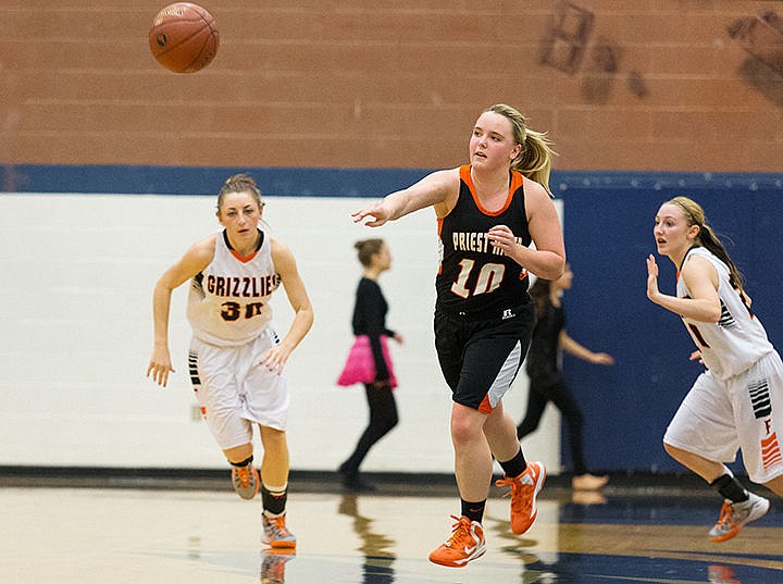 &lt;p&gt;Lily Luckey, of Priest River, passes the ball after bringing it to half-court against Fruitland.&lt;/p&gt;