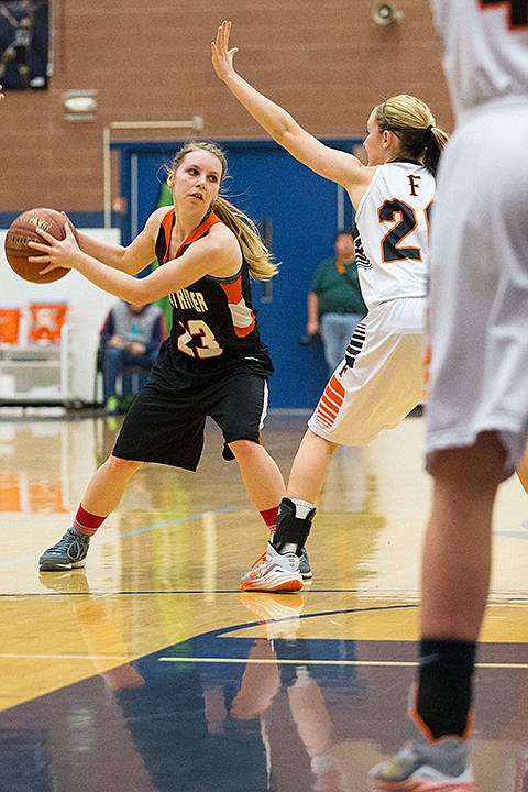 &lt;p&gt;Priest River High&#146;s Elisa Williams looks to pass Friday against Fruitland.&lt;/p&gt;