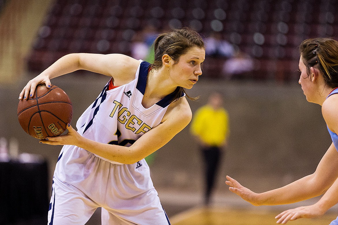 &lt;p&gt;SHAWN GUST/Press Allison Kirby pulls the ball away from a defender while planning her next move.&lt;/p&gt;