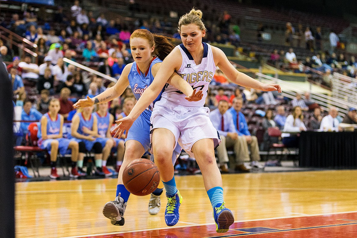 &lt;p&gt;SHAWN GUST/Press Timberlake&#146;s Carleen Simpson races Marsh Valley&#146;s Anna Gray for the ball during the first half.&lt;/p&gt;