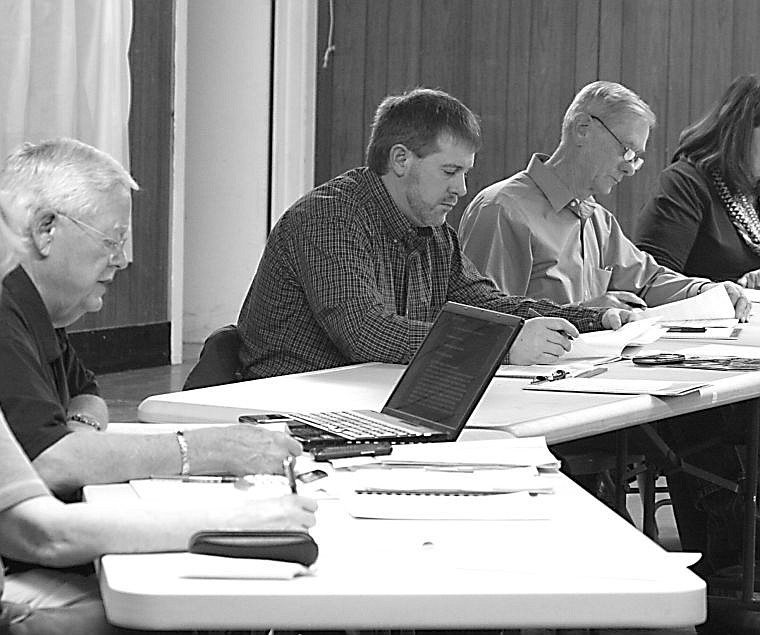 &lt;p&gt;Fair manager Mike Hashisaki and fair commission members Chris McGuigan, and Bruce Icenoggle listen to audience commentary Monday night at the February fair commission meeting.&lt;/p&gt;