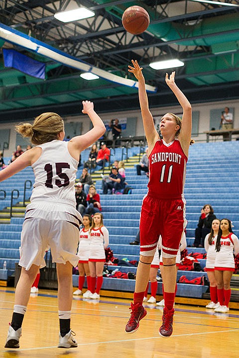 &lt;p&gt;Sandpoint&#146;s Elani Williams puts up a jump shot in the third period.&lt;/p&gt;