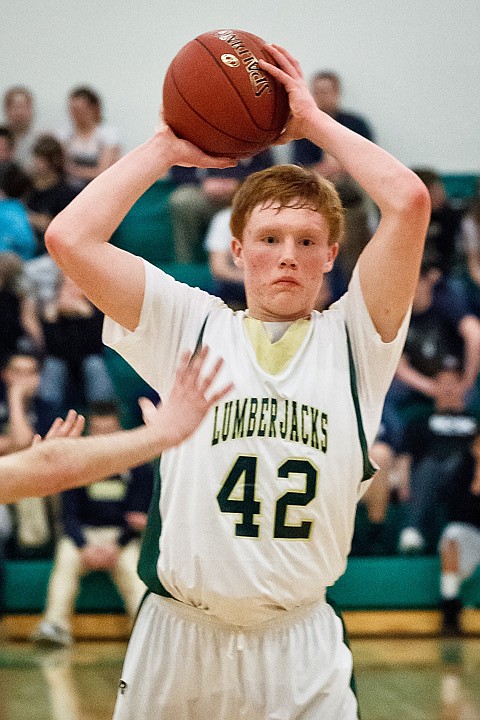 &lt;p&gt;SHAWN GUST/Press Austin Linnemeyer, of St. Maries High School, looks to pass the ball during the 3A District 1 title game last week.&lt;/p&gt;