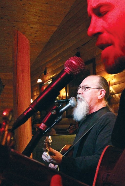 Christian Johnson, left, performs with Billy Powell during Johnson&#146;s Acoustic Showcase on Thursday at the Blue Canyon in Kalispell.