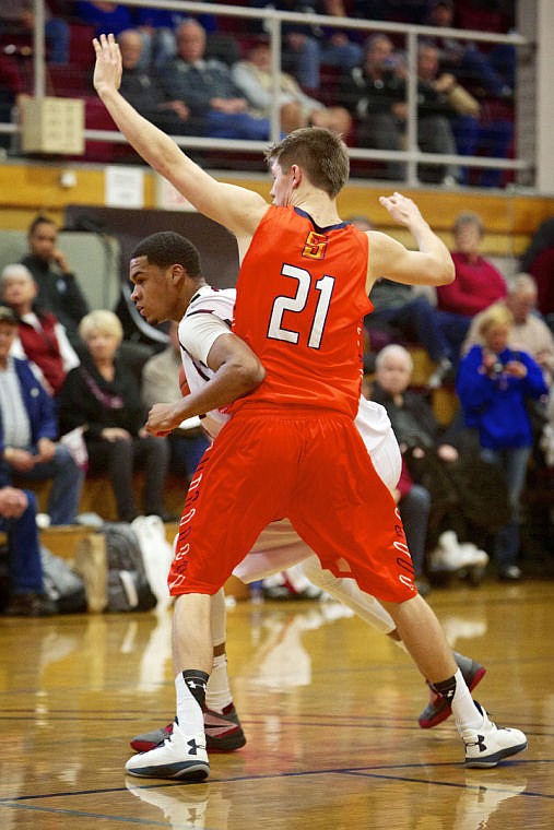 &lt;p&gt;JEROME A. POLLOS/Press James Webb III from North Idaho College's tries to gain position to move around a Snow College defender.&lt;/p&gt;