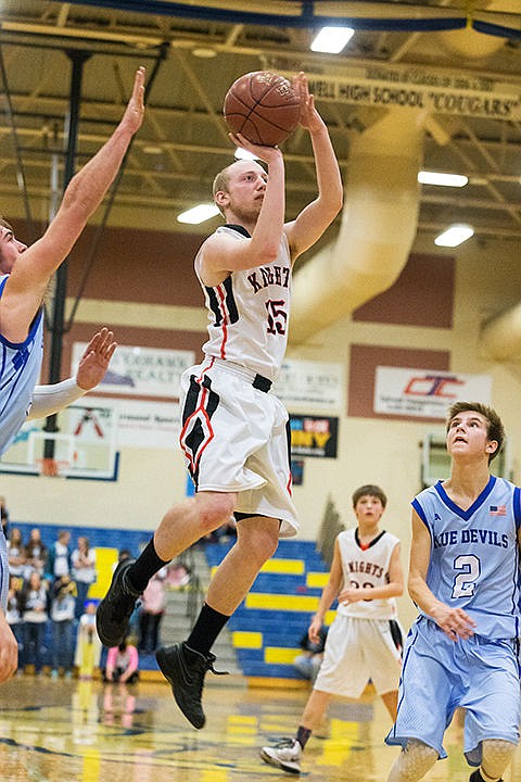 &lt;p&gt;Lakeside High&#146;s Joseph Mitchell shoots a jumper in the third quarter.&lt;/p&gt;