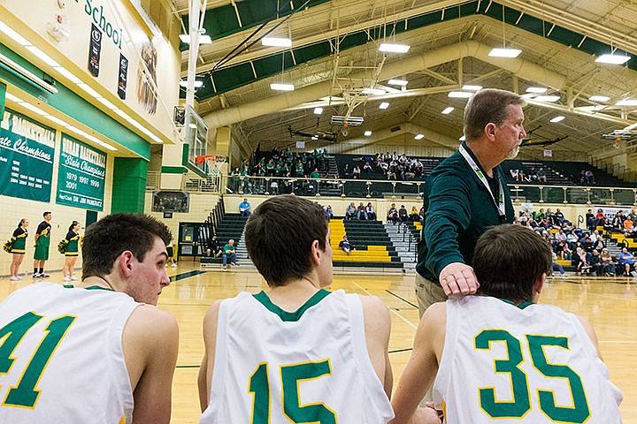 &lt;p&gt;Lakeland High School head basketball coach Dave Stockwell calls on Devlin O&#146;Neal to enter the game prior to making a substitution in the first half.&lt;/p&gt;