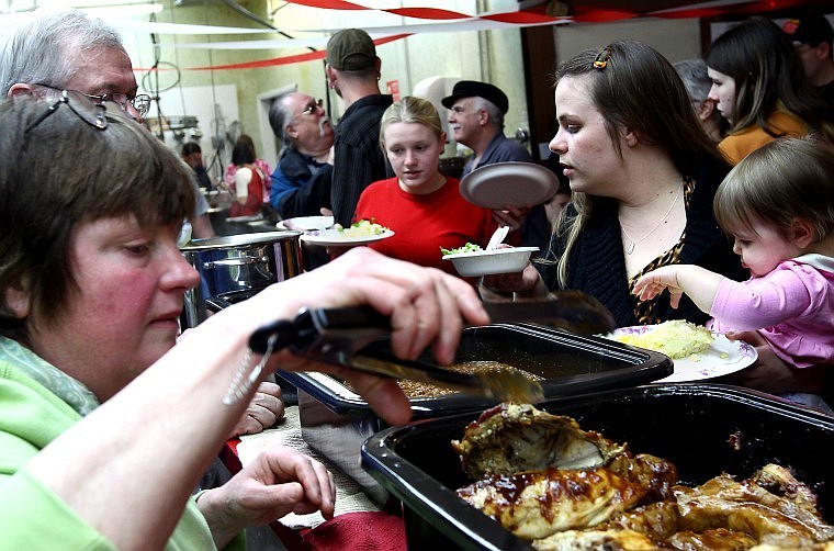 Following the service, food is served, often with plenty of leftovers for churchgoers to take home.