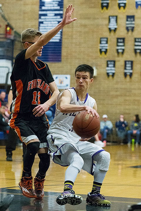 &lt;p&gt;Kellogg&#146;s Ryan Martin makes a move inside on Fruitland&#146;s Conner Benear to set up a pass in the fourth quarter.&lt;/p&gt;