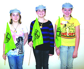 Left to right: Rebecca Pluth, Mackenzie Spence and Cassie Littlejohn were the top three readers. Pluth had 5,660 minutes, Spence had 4,280 minutes and Littlejohn read 3,162 minutes.