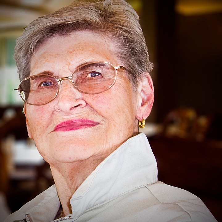 A gentle and loving woman died on March 12, 2011. Mina Fern Kincaid was the wife of Ralph Kincaid Sr. and mother of Ralph Kincaid Jr. and Brad Kincaid.