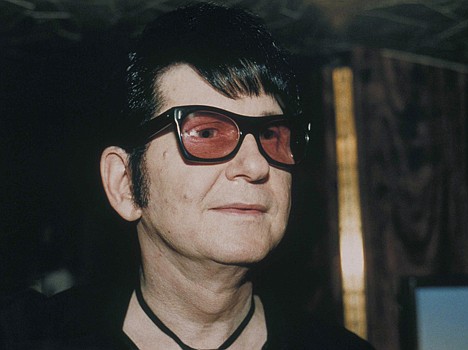 &lt;p&gt;Singer and guitarist Roy Orbison, at a local night club where he was appearing in Boston, Mass., Dec. 7, 1988.&lt;/p&gt;
