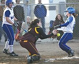 Blue Devils' DeBroeck shuts down Moses Lake offense