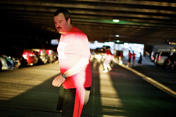 &lt;p&gt;Dave McCullough finishes his final lap of side runs during his hour-long workout Tuesday for Peak Health and Wellness Biggest Loser Challenge.&lt;/p&gt;