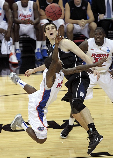 &lt;p&gt;Florida's Kenny Boynton (1) shoots off balance past Butler's Andrew Smith during the second half of the Southeast Regional championship game Saturday in New Orleans.&lt;/p&gt;