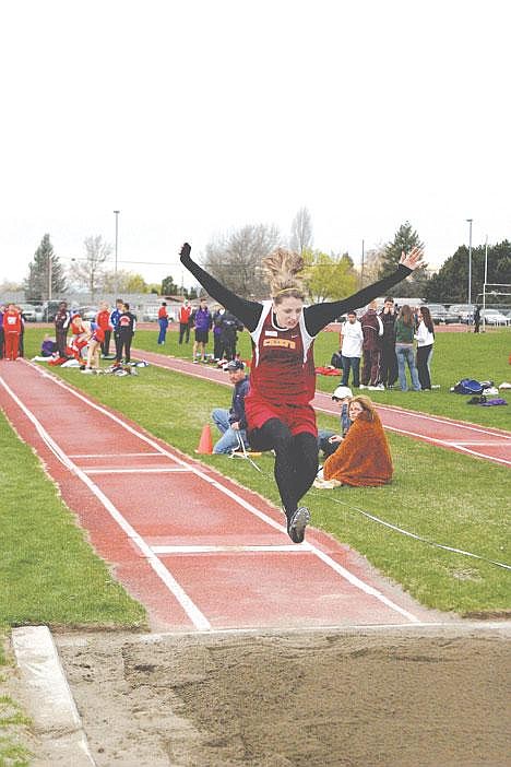 Chiefs defeat Cashmere on the track