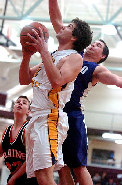 Polson's Tyler Krell goes up against Charlo's Chico Stipe. Krell formerly went to school at Charlo.