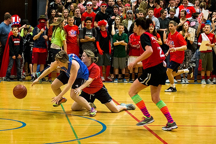 &lt;p&gt;SHAWN GUST/Press&lt;/p&gt;&lt;p&gt;Lakes Magnet Middle School&#146;s Amber Orr, in blue, chases a loose ball while blocking Canfield Middle School&#146;s Becky Smith after Smith attempted to steal the ball Thursday during the third annual Minnow Madness spirit basketball game at Lakes in Coeur d&#146;Alene.&lt;/p&gt;