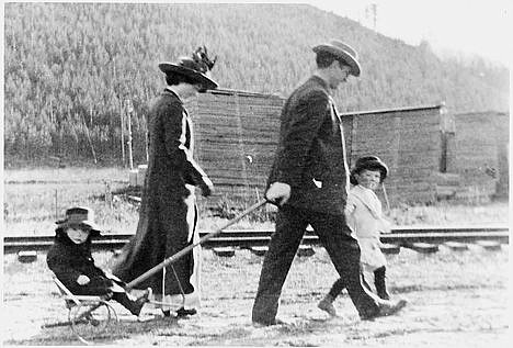 &lt;p&gt;Walter Rosenberry and his wife, Sara Etta, walk in Rose Lake, where the family lived from 1911 until about 1918.&lt;/p&gt;