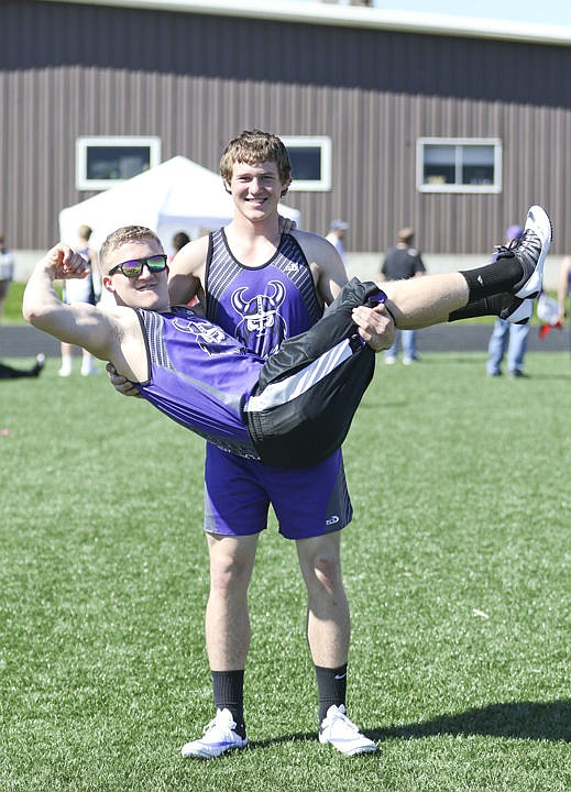 &lt;p&gt;Landers Smith and Jared Doty pose for a picture during the Ronan Invitational Saturday.&lt;/p&gt;